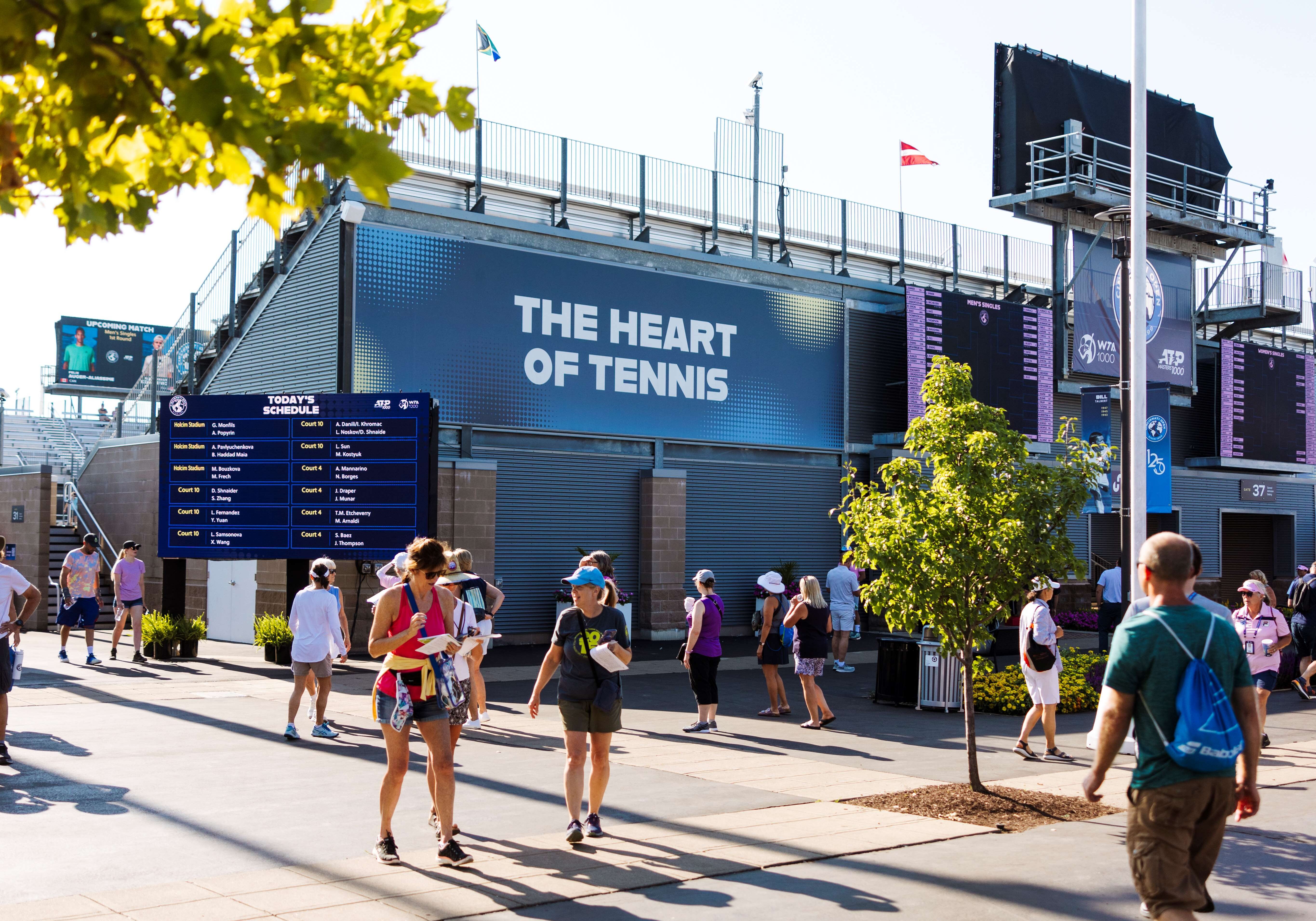 Heart of Tennis sign