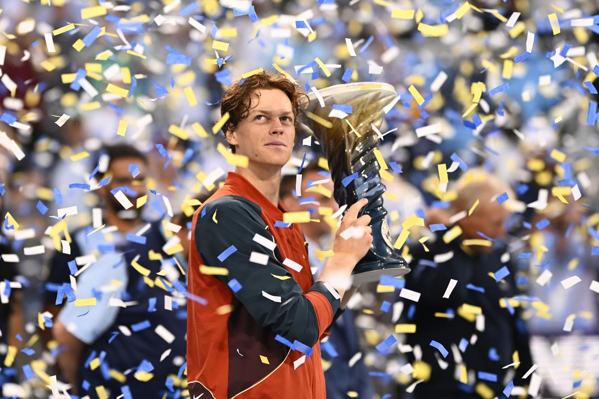 jannik sinner with trophy