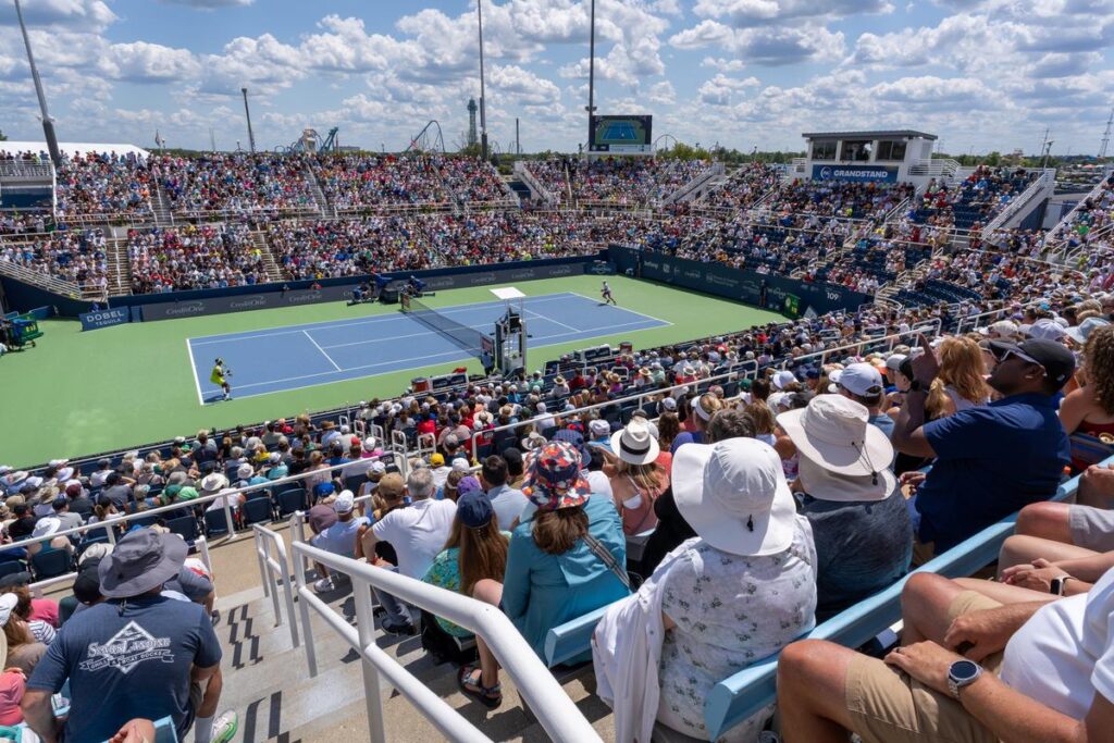 P&G Grandstand Court